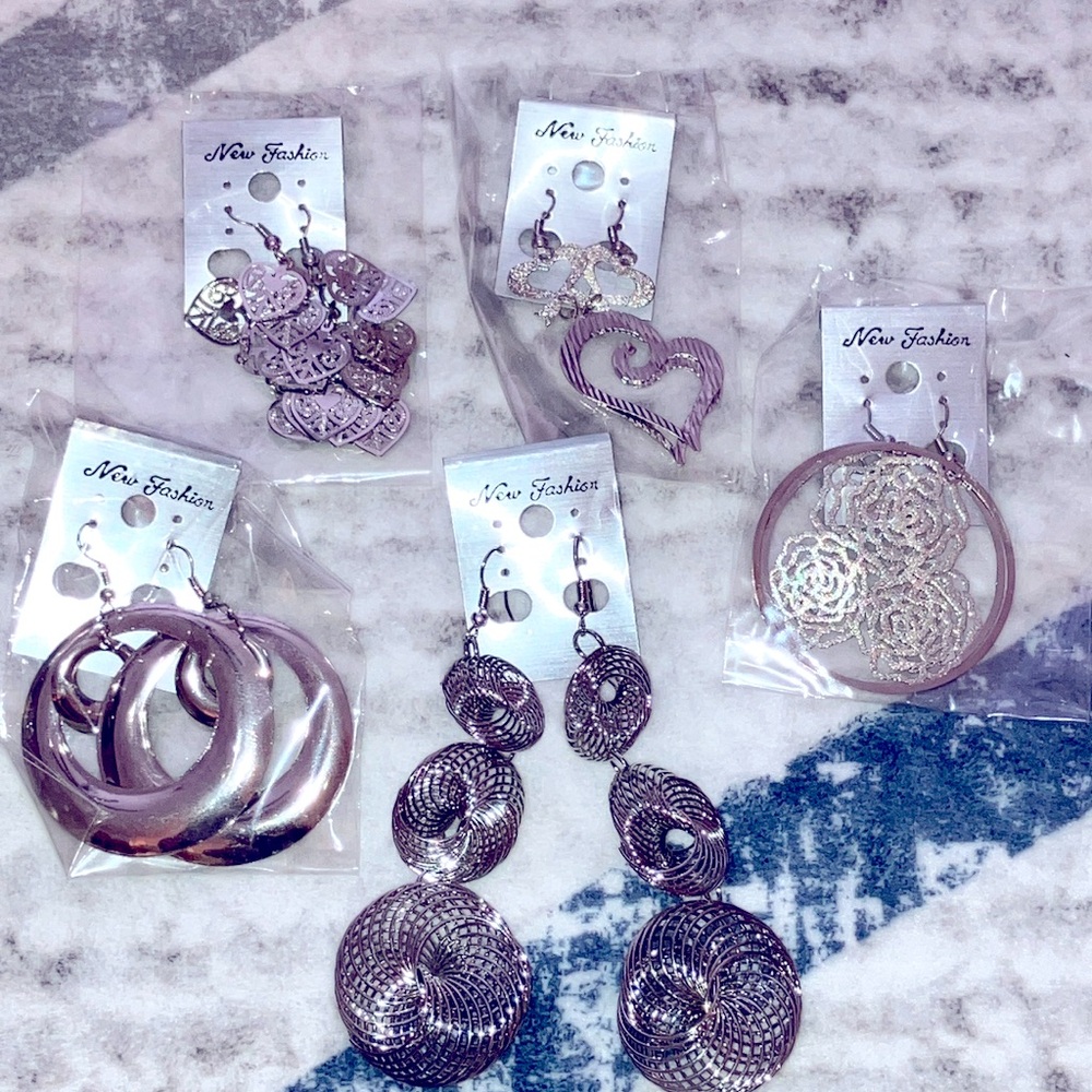Fashion jewelry earrings